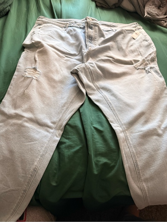 Old Navy Denim - women’s distressed skinny jeans
